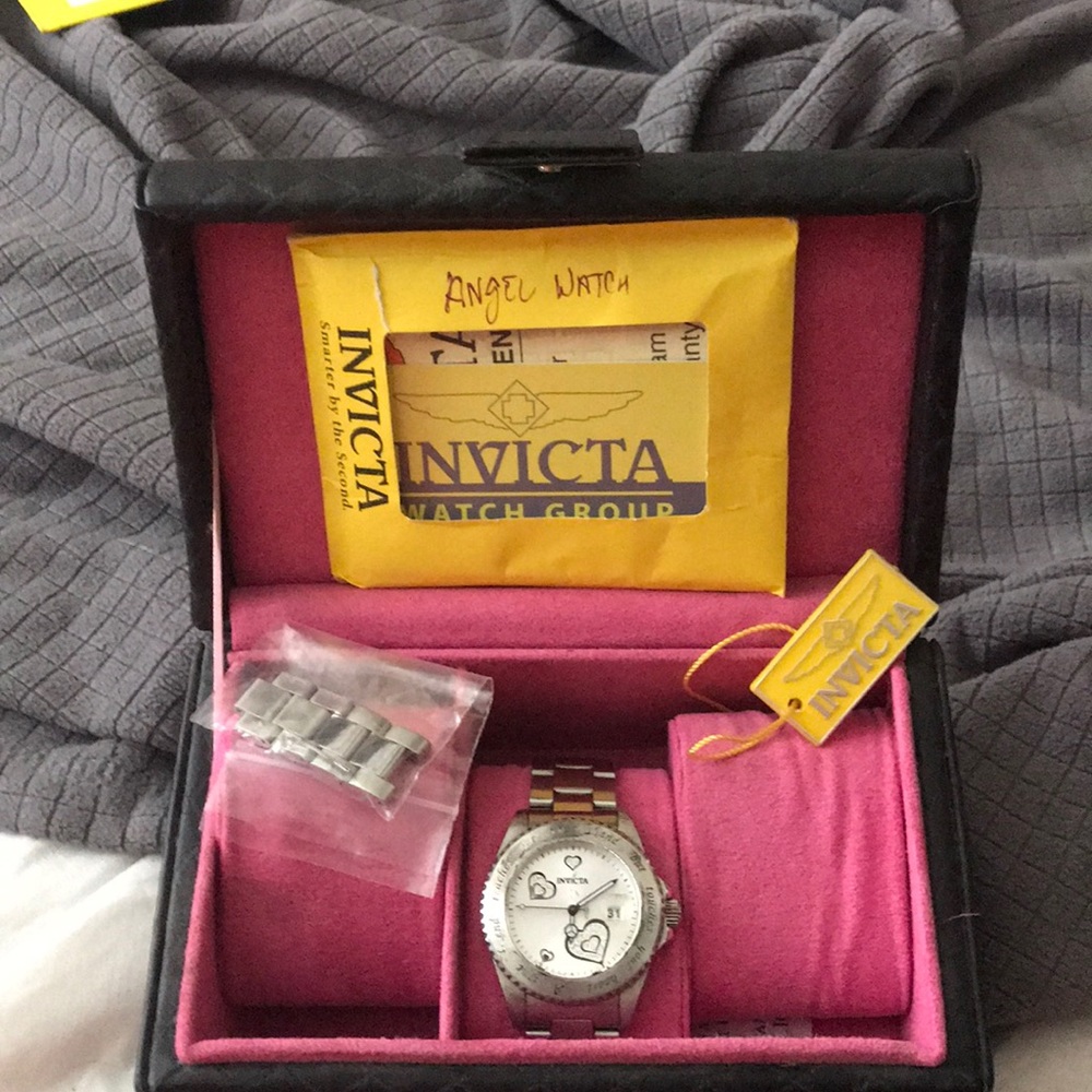 Invicta Angel Watch - Picture 2 of 8